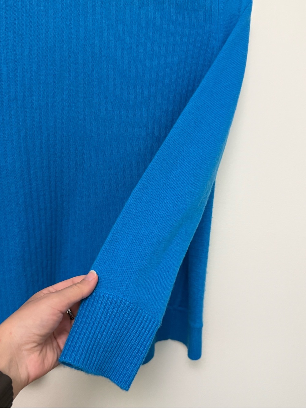Cashmere Diane Von Furstenberg Bright Blue Crewneck Sweater - Picture 4 of 8